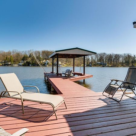 Waterfront Wolcott Vacation Rental With Deck And Views ภายนอก รูปภาพ