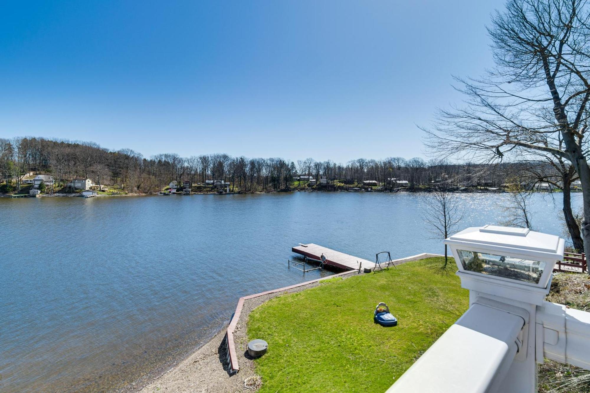 Waterfront Wolcott Vacation Rental With Deck And Views ภายนอก รูปภาพ
